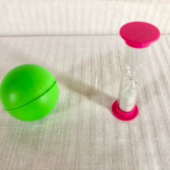 Sick & Twisted Charades Complete Adult Party Game - Picture 5 of 9